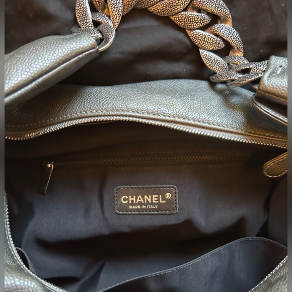 CHANEL Grey Caviar Leather 31 Hobo - Almost New - Excellent Condition - Picture 12 of 14
